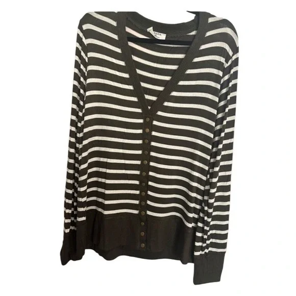 NEW Boutique Women's 2X Olive Green White Striped Button Front Cardigan Long Slv - Picture 2 of 4
